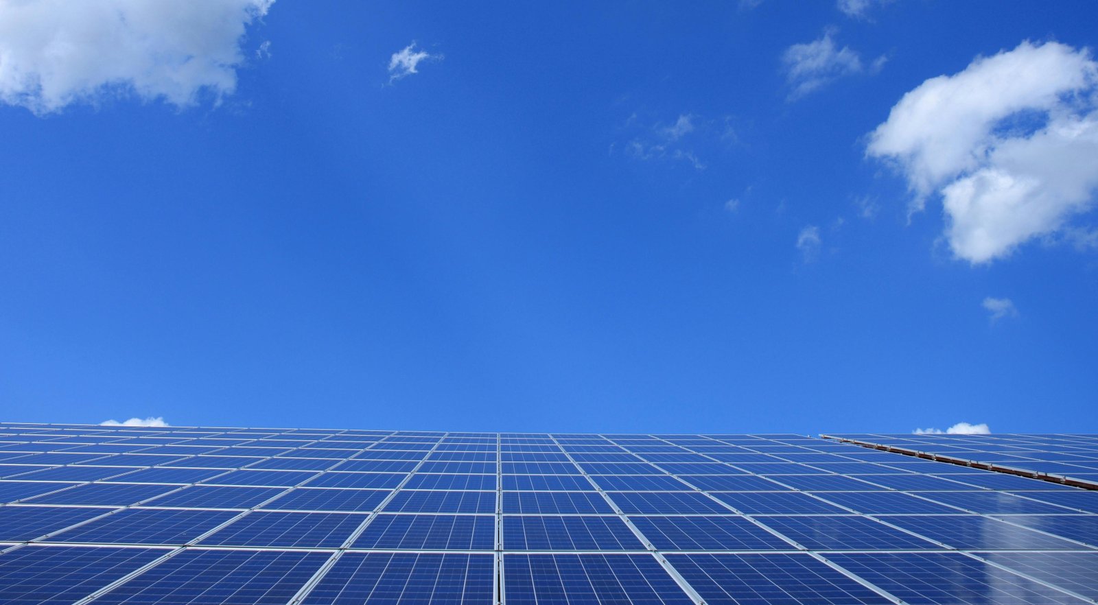 The Urdu community in Kuwait is a vibrant and close-knit group that contributes to the diverse cultural tapestry of the country. With a strong sense of community and a rich heritage, Urdu speakers in Kuwait play an important role in shaping the cultural landscape of the region.